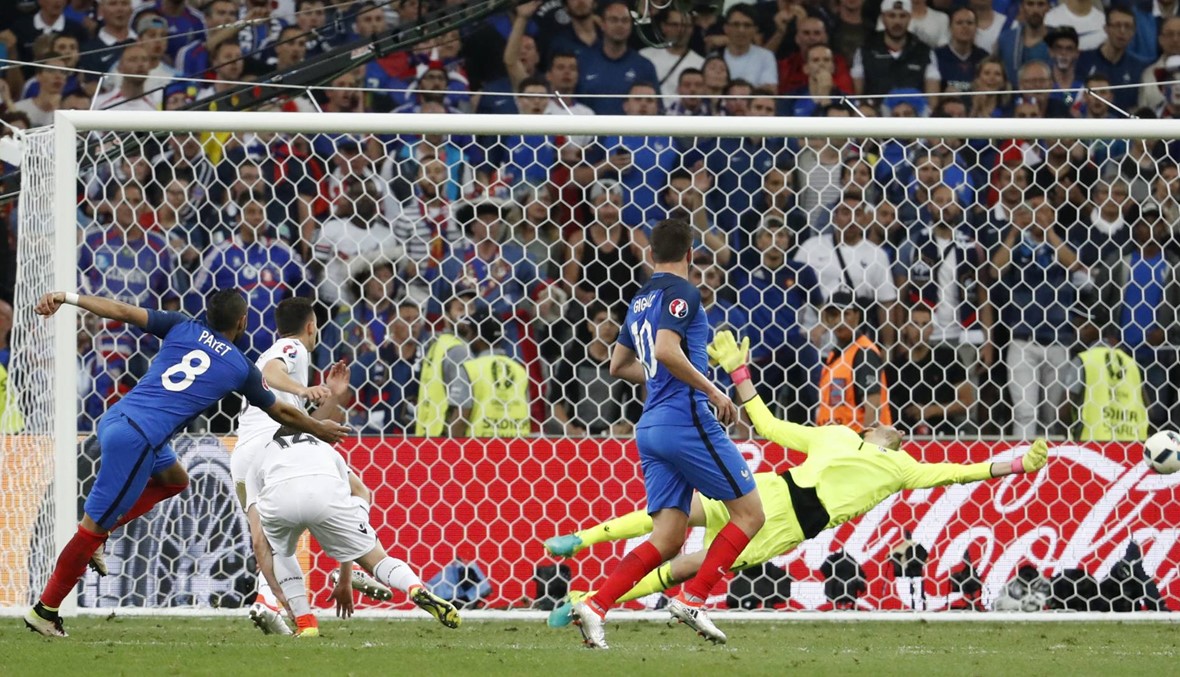 فرنسا الى الدور الثاني بعد فوز ثان على ألبانيا 2 - 0 بعملية قيصرية