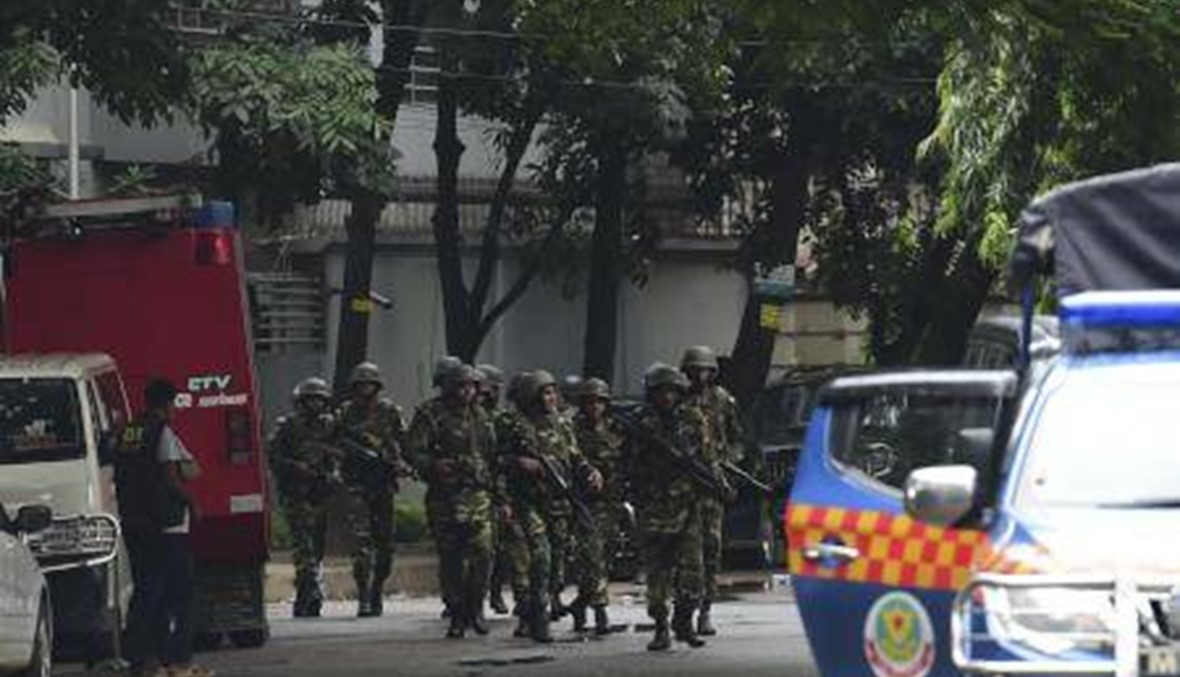 انتهاء عملية احتجاز الرهائن في مقهى في دكا ومقتل ستة مهاجمين