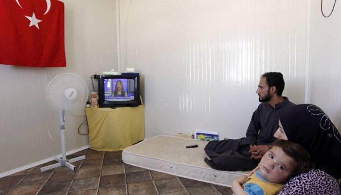 اردوغان يريد منح اللاجئين السوريين الجنسية التركية... مناورة أو مشروع للضيوف؟