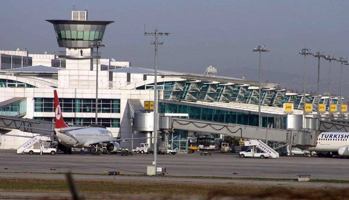 توقيف عنصرين يشتبه في انهما جهاديين في مطار اسطنبول