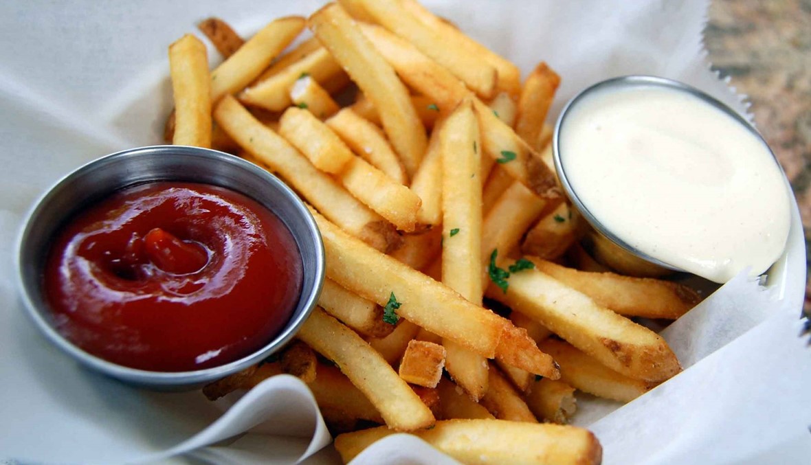 اليكم طريقة تحضير البطاطا المقرمشة... Happy French Fries Day!