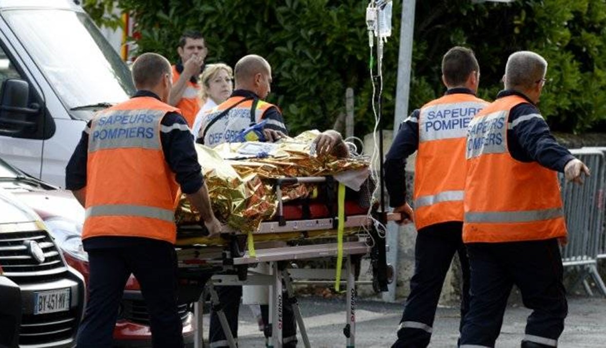 إصابة 13 مراهقا من ويلز في حادث انقلاب حافلة في فرنسا