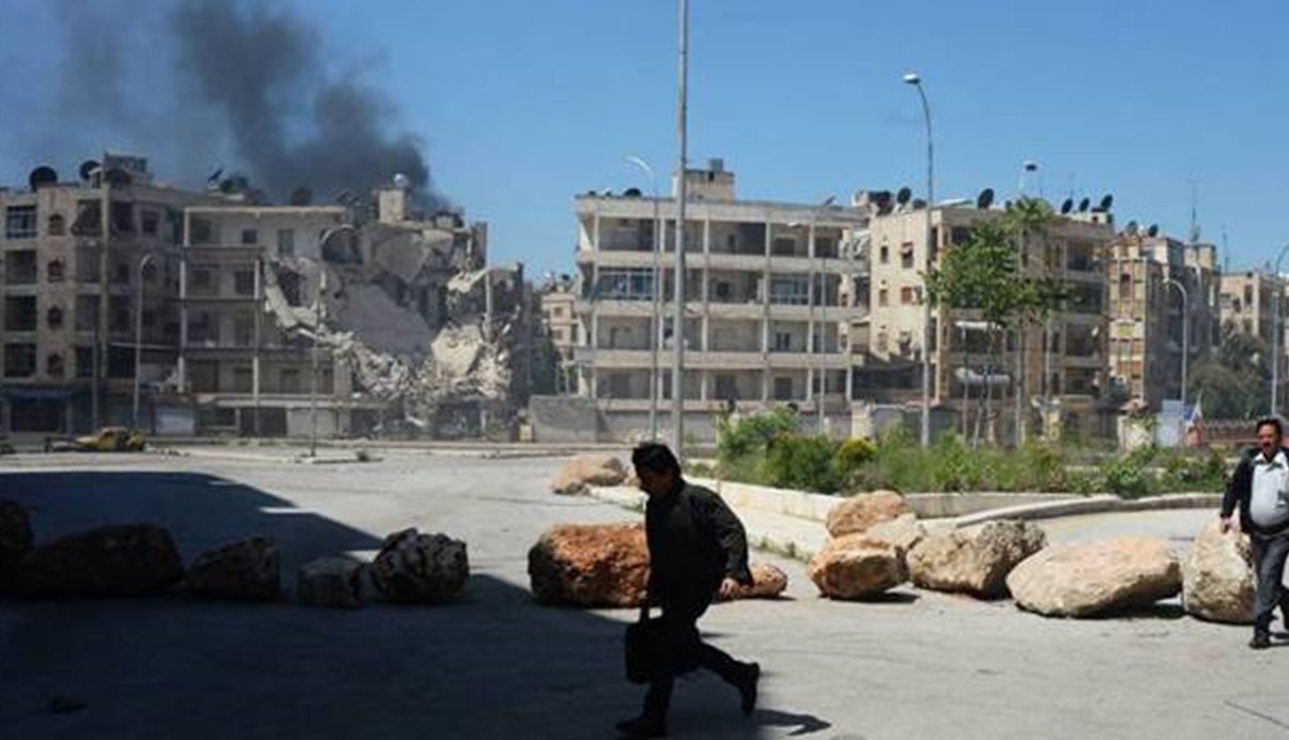 قصف جوي يستهدف اربعة مشاف ميدانية في حلب