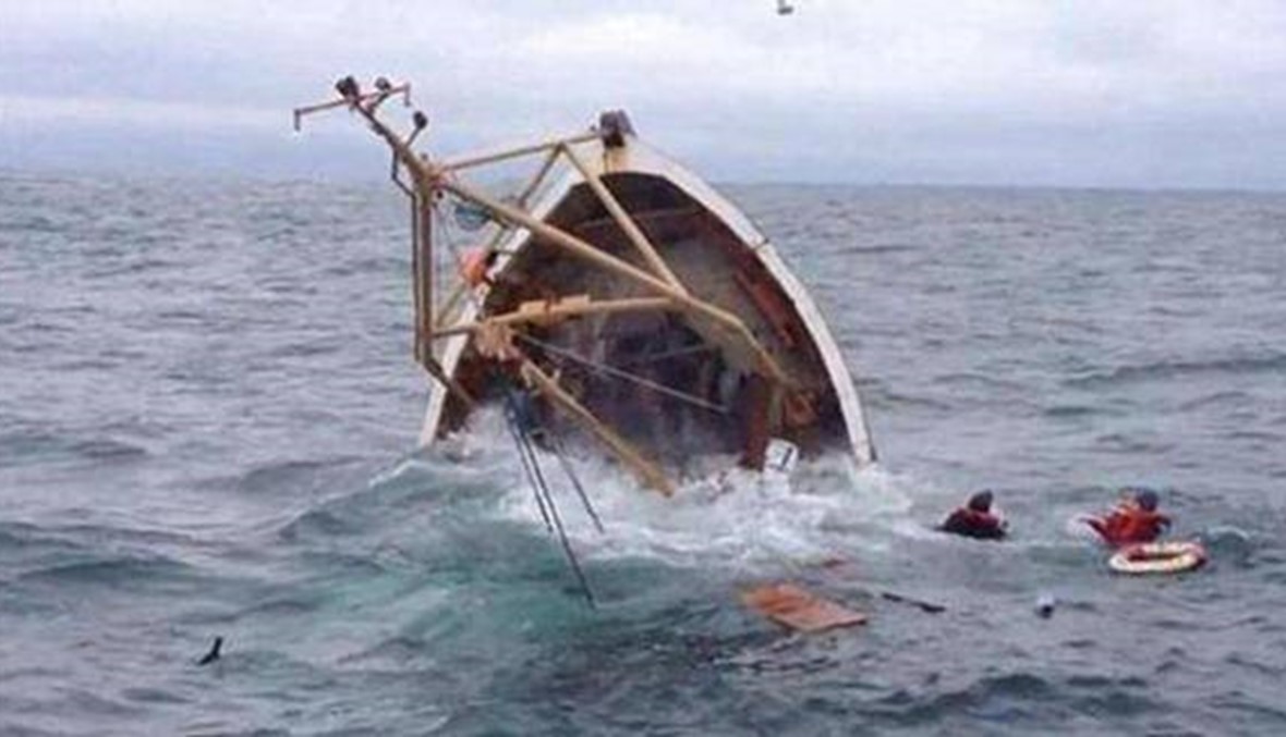 غرق سفينة في ماليزيا... الحصيلة: 8 قتلى و20 مفقوداً