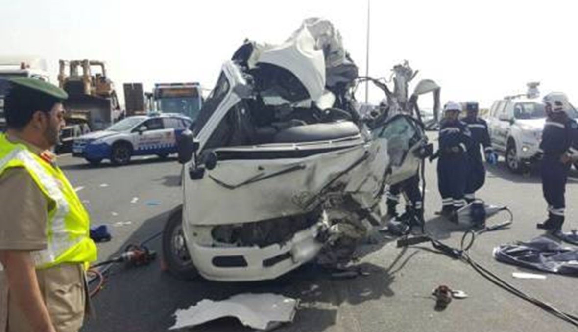 سبعة قتلى في حادث اصطدام حافلة بشاحنة في دبي