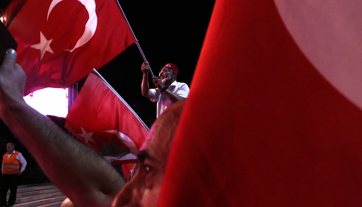 تركيا تصدر مذكرات اعتقال ضد 47 موظفا سابقا من صحيفة "زمان"