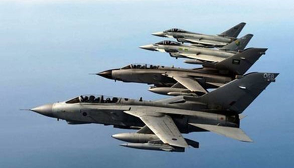 طائرات التحالف العربي تقصف مقاتلين حوثيين حاولوا التسلل إلى داخل السعودية