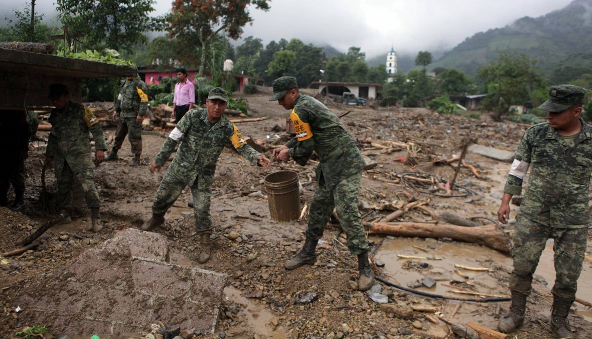 المكسيك : 38 قتيلا حصيلة ضحايا الانهيارات الارضية الناجمة عن الاعصار ايرل