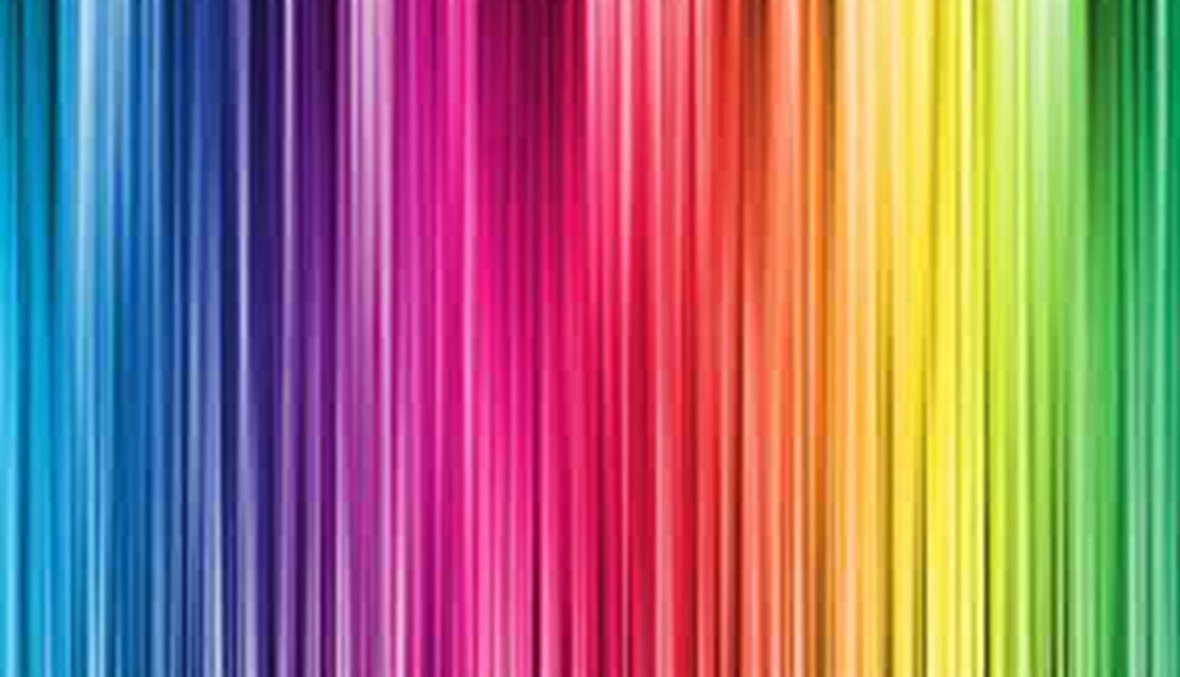 ارتداء هذه الألوان يحدد شخصيتك