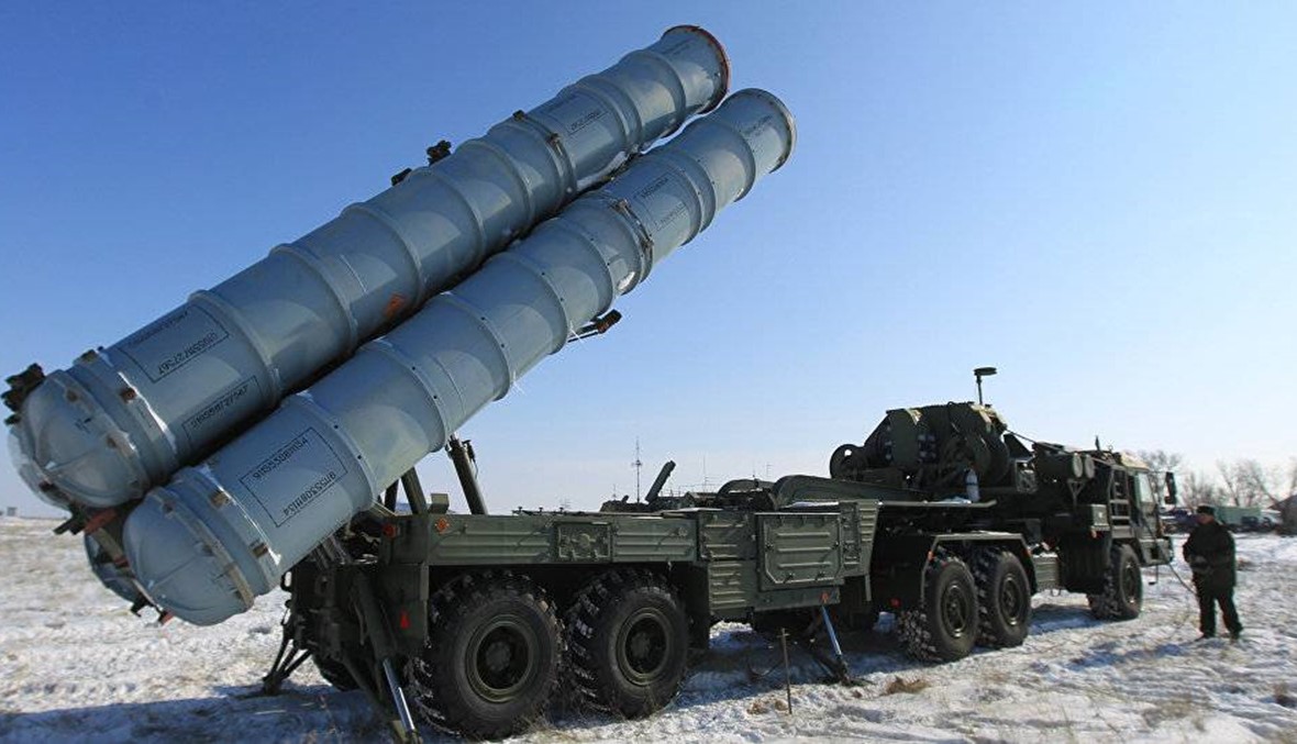 الروس ينشرون صواريخ إس-400 في القرم