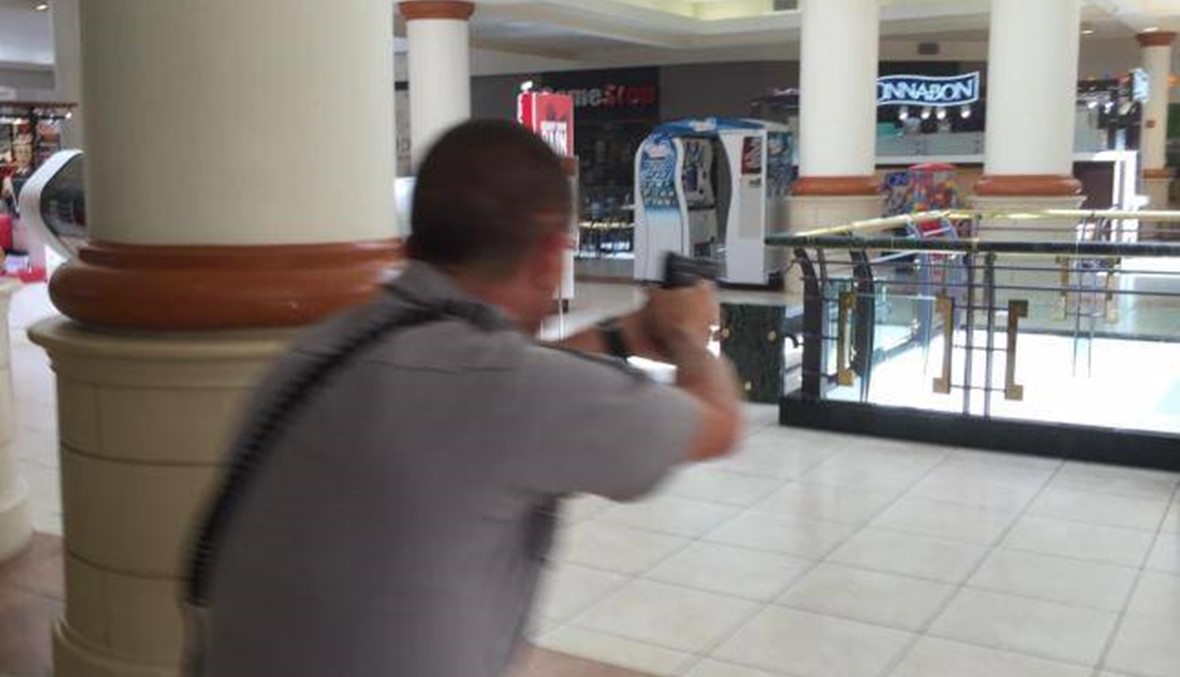 إطلاق رصاص في مركز تجاري في نورث كارولاينا