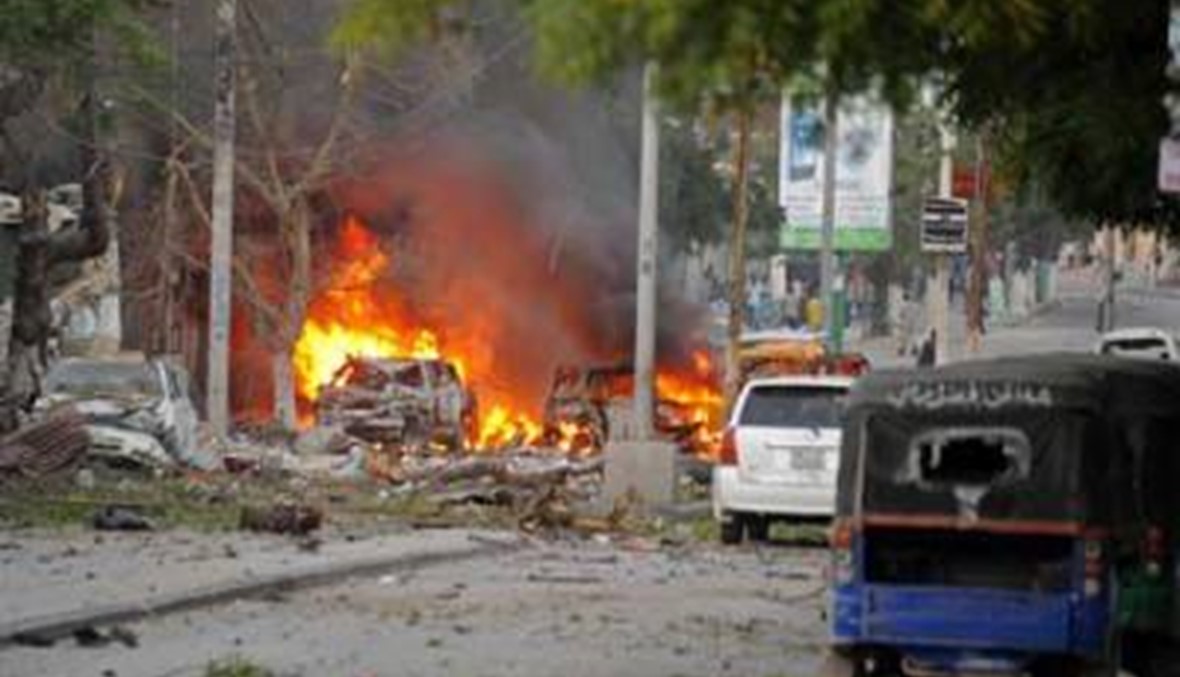 اعتداء بسيارة مفخخة على احد فنادق مقديشو