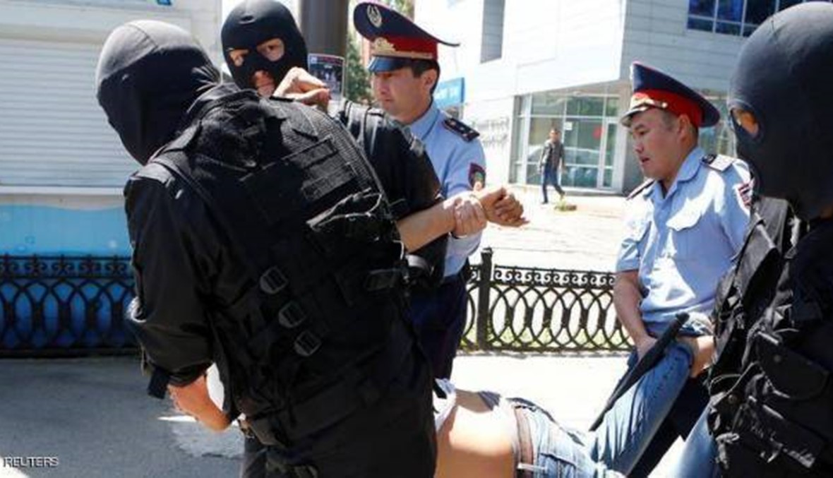 كازاخستان: كشف ثلاث مجموعات "إرهابية" وتوقيف 21 شخصاً