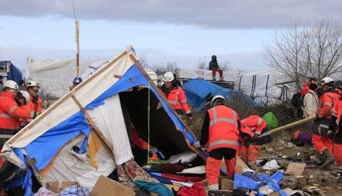 فرنسا: تفكيك مخيم كاليه للاجئين "في أقرب وقت"