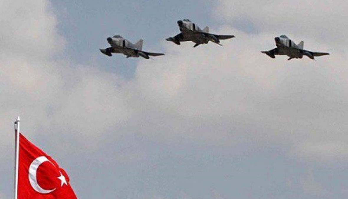 غارات تركية تدمّر 12 هدفاً في شمال العراق