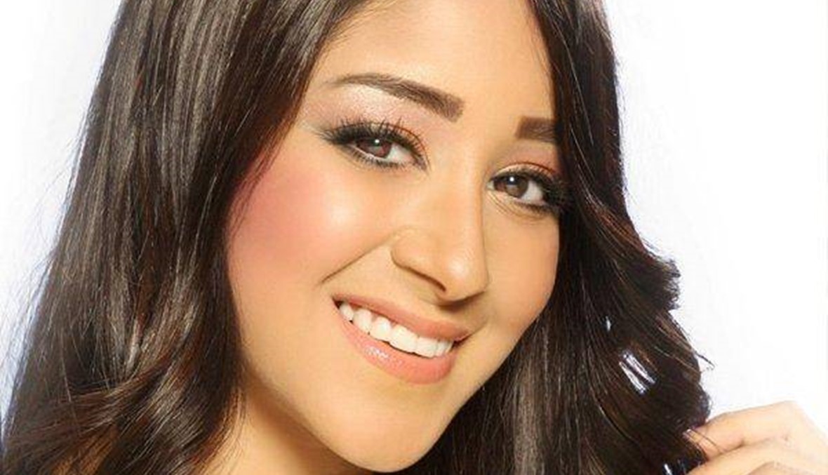 اسيل عمران الى العالمية