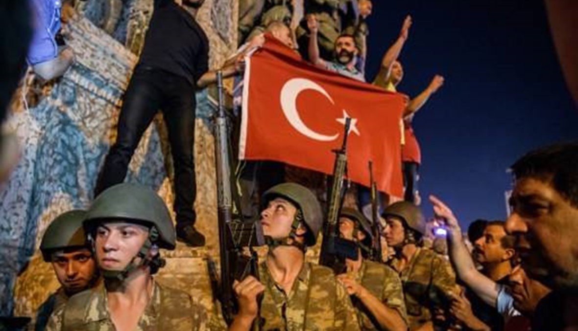 اليونان: رفض منح اللجوء لعسكري تركي وصل بعد المحاولة الانقلابية