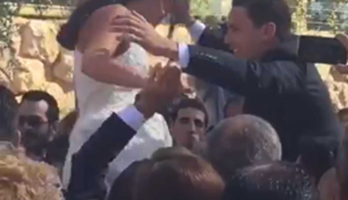 ... المزيد من الفيديوهات من حفل زفاف باسل فرنجية