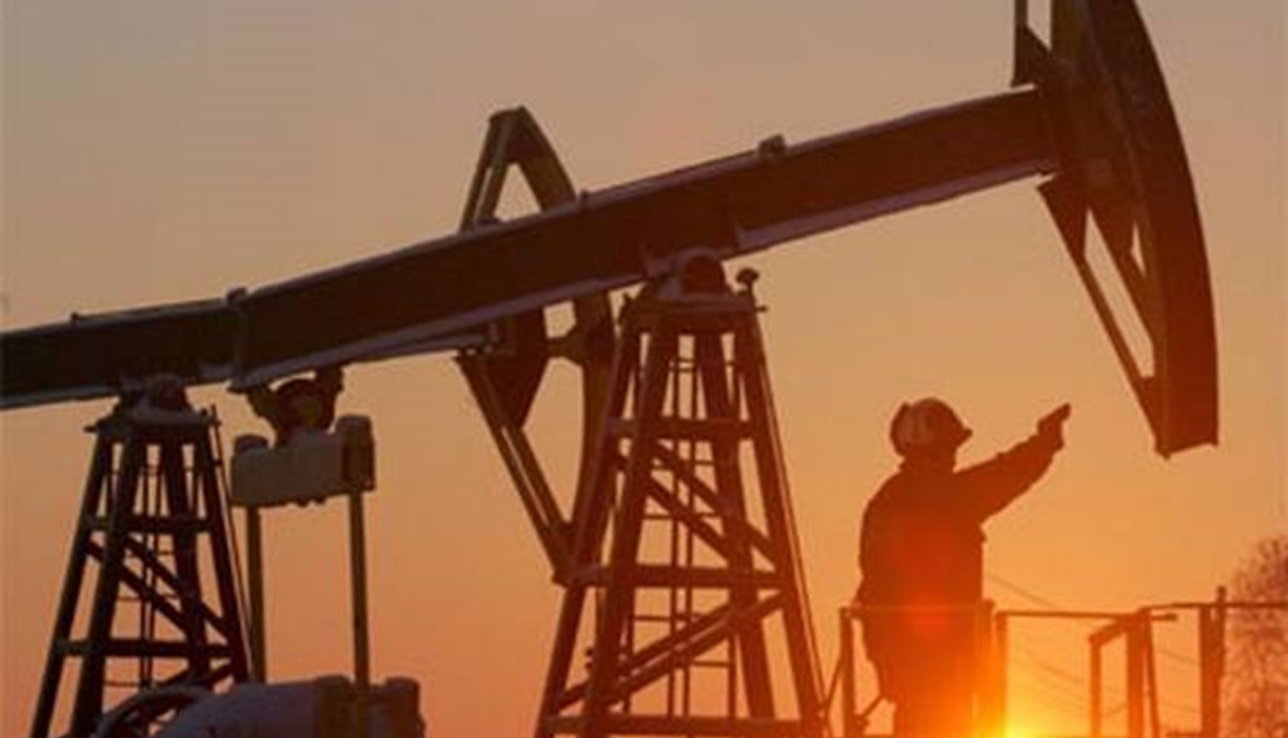 اتفاق "تاريخي" حول خفض انتاج النفط