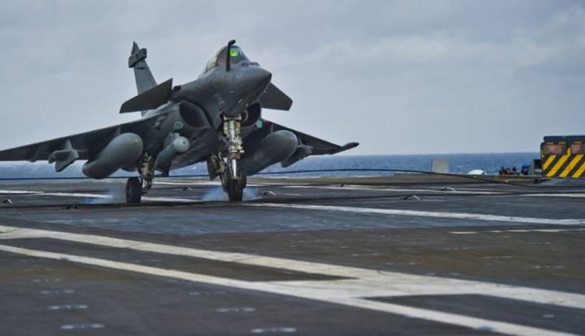 اولى العمليات الجوية من حاملة الطائرات الفرنسية شارل ديغول ضد "داعش"