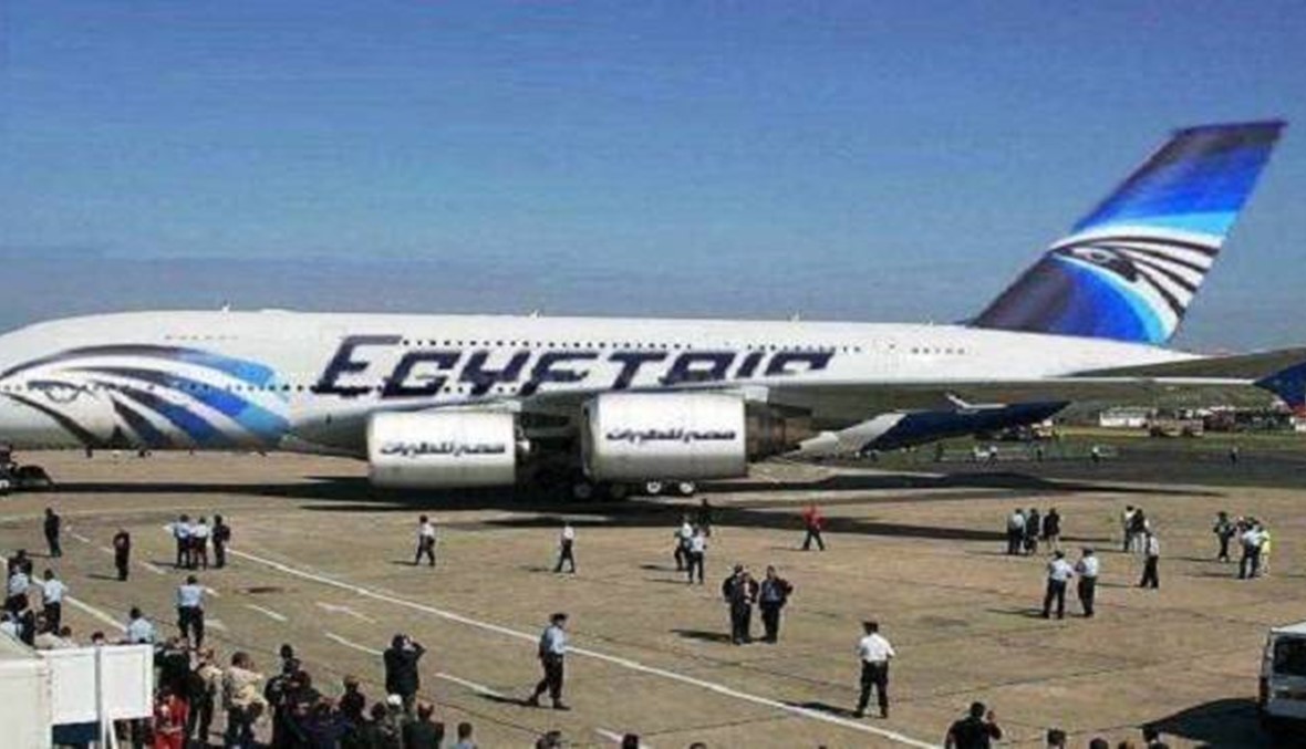 مطار القاهرة: تدافع أثناء إخلاء طائرة وإصابة ثلاثة ركاب