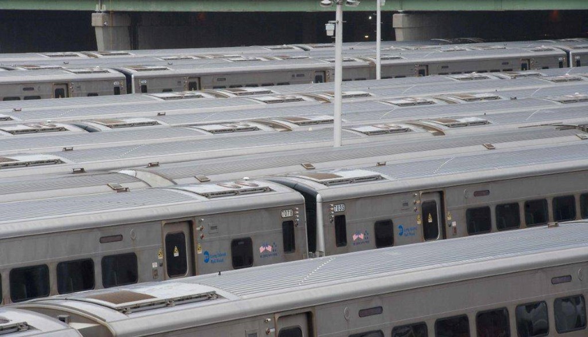 نيويورك: 33 جريحا في خروج قطار عن سكته