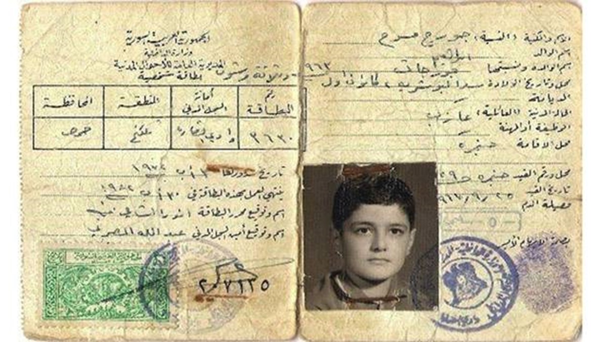جدّ أبي عثمانيّ، جدّي علويّ، أبي سوريّ، أنا لبنانيّ !