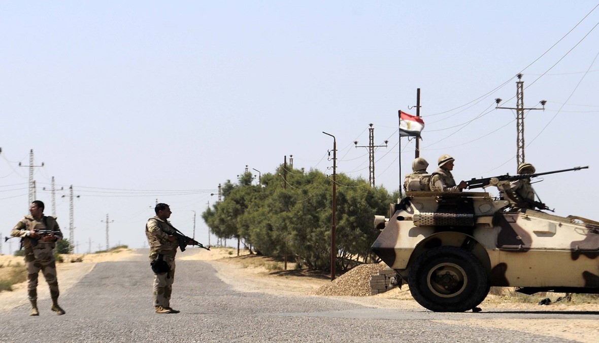 اشتباك سيناء: مقتل 12 من الجيش المصري و15 متشدداً