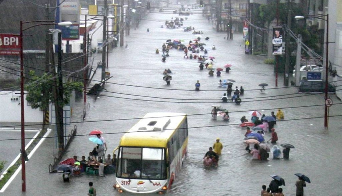 ملايين الفيليبينيين يتأهّبون... الإعصار عنيف