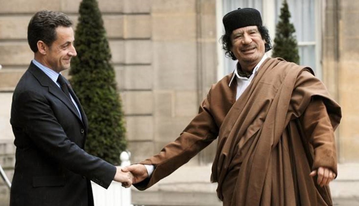 خمسة ملايين أورو لحملة الرئيس... هل موًل القذافي حملة ساركوزي؟