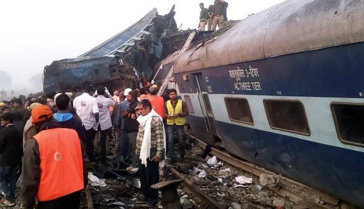 "عثرنا على جثة اشلا"... حصيلة ضحايا القطار في الهند ترتفع