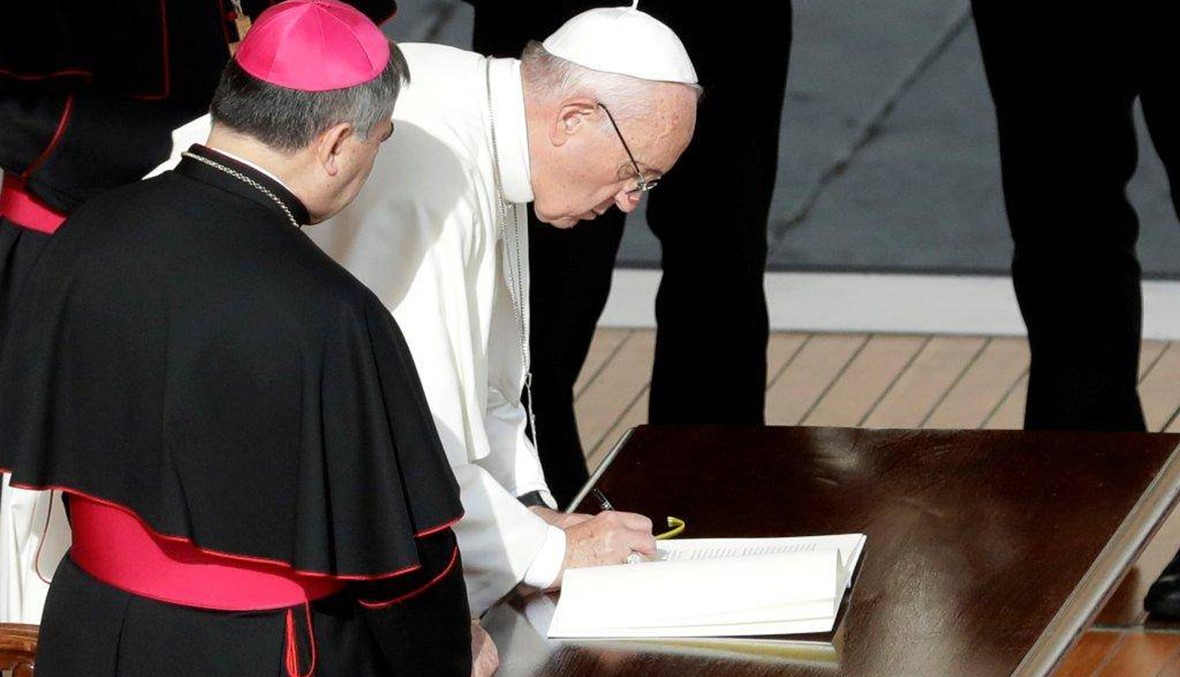 البابا فرنسيس يمنح الكهنة صلاحية الحل من خطيئة الاجهاض... "مغفرة الله لا حدود لها"