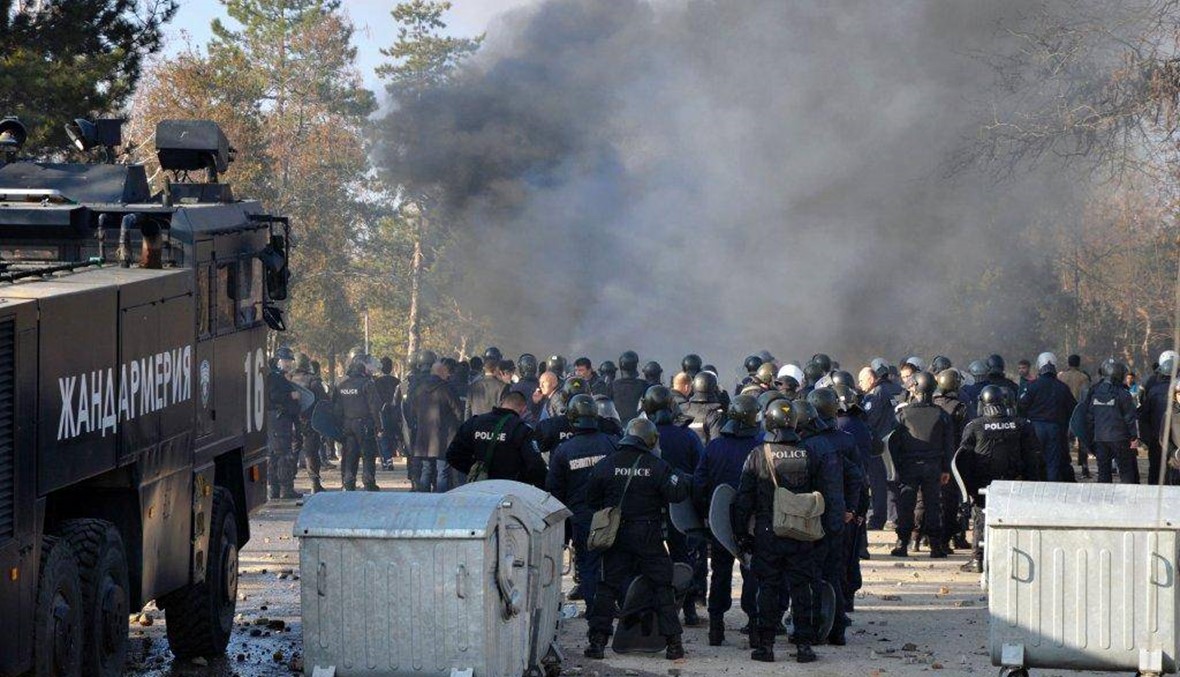 مهاجرون يشتبكون مع الشرطة البلغارية... مخيم هارمانلي أُغلِق بعد تقارير "مضللة"
