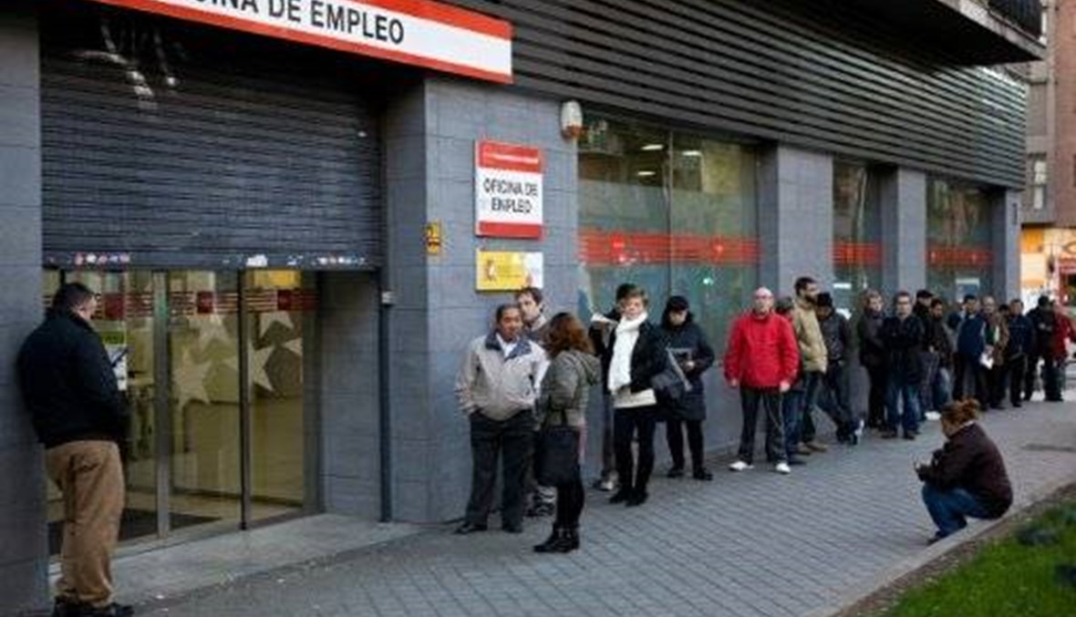 البطالة إلى تراجع في فرنسا