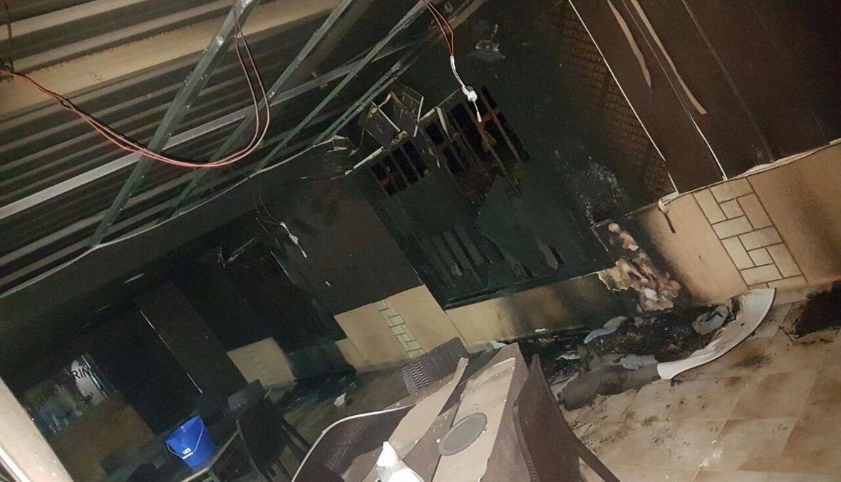 دوي انفجار ورشقات رشّاشة خلال الحريق... أضرار في مطعم بخلدة