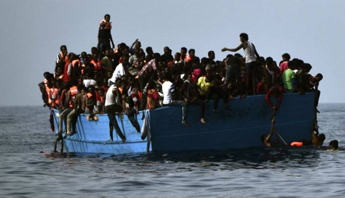 11 مهاجراً قتلوا غرقاً...  انتشال جثث "لفظها البحر"