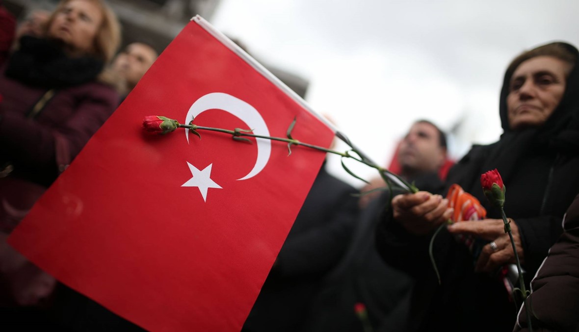 تركيا تشيّع "البطل الذي رمى بنفسه كالأسد وهو يعلم أنّ مصيره الشهادة"