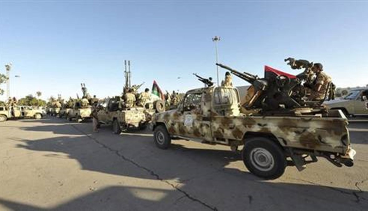 قوات حفتر تخوض اشتباكات عنيفة مع الجهاديين في بنغازي
