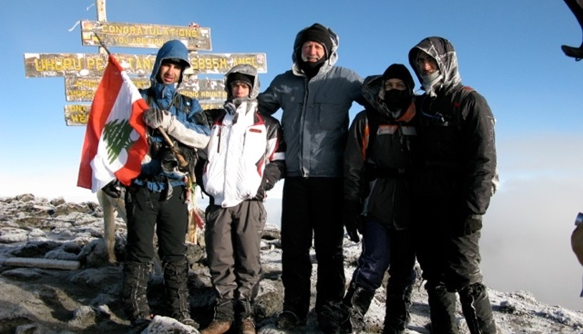 لبنانية على قمة اعلى جبل في افريقيا\r\n