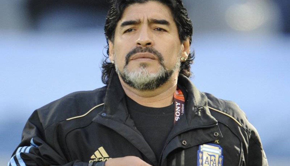 مارادونا يتأسّف: كرة القدم الأرجنتينية باتت "محطمة"