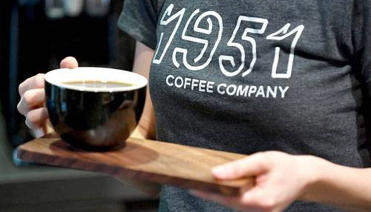 مقهى 1951 في كاليفورنيا يوظّف لاجئين ويقدّم التوعية بشأن قضيتهم مع القهوة