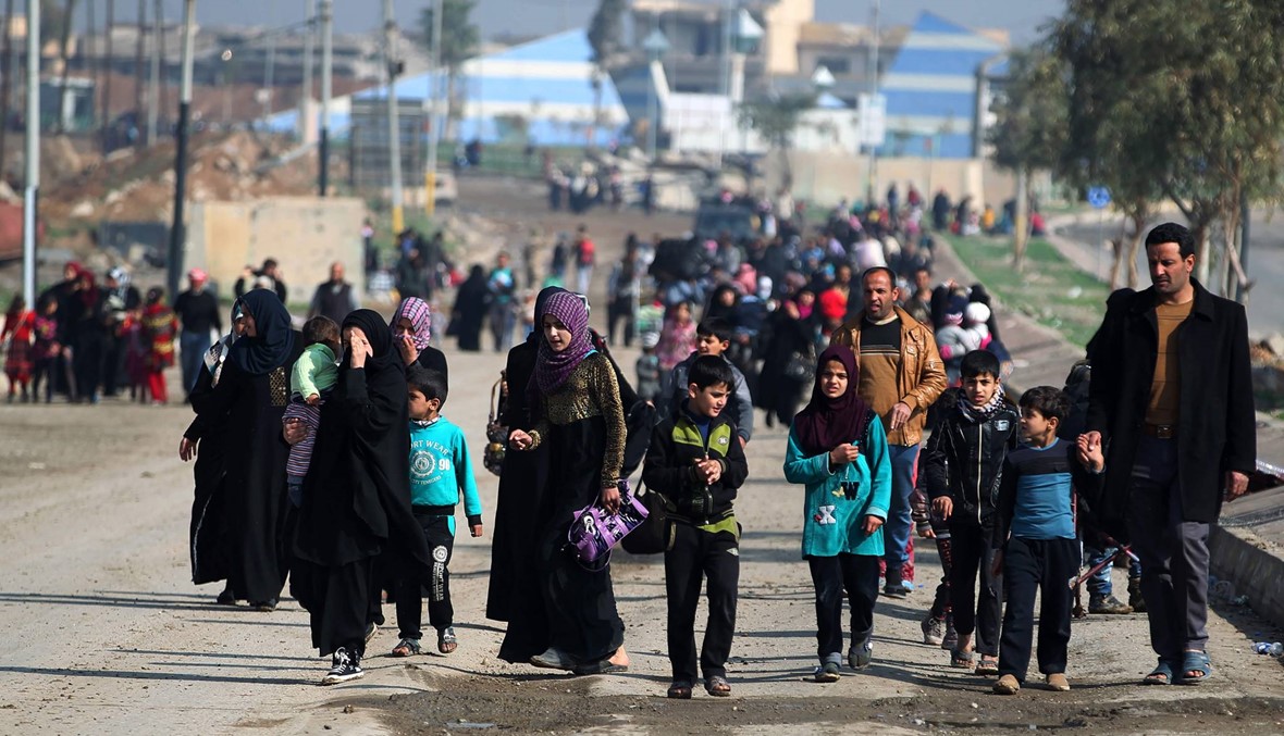 نزوح حوالى مئة الف عراقي جراء المعارك في غرب الموصل
