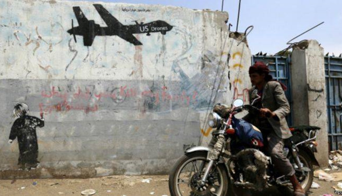 اليمن: طائرة تغير على قيادي من "القاعدة"... كان يتجوّل على دراجة نارية