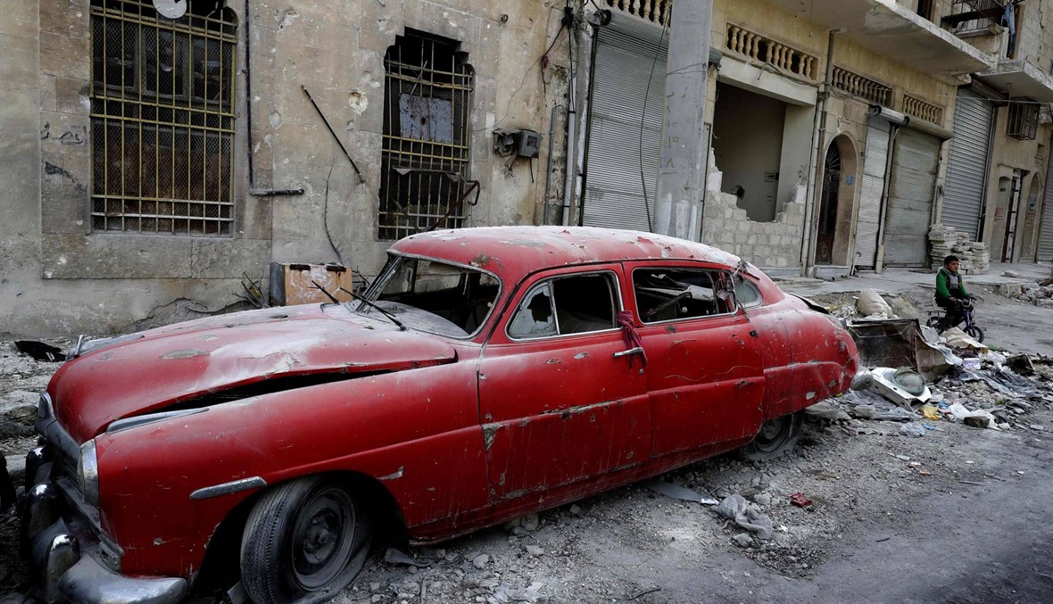 في حلب... أراد إصلاح سياراته "الجريحة": "إنّها تفتح فمها وتصرخ"! (صور)