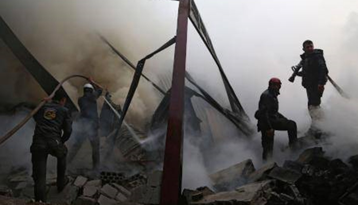 غارة للتحالف الدولي على مركز إيواء نازحين في شمال سوريا... 33 قتيلاً