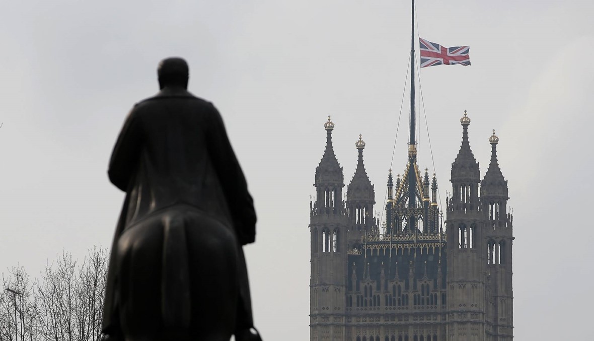 قادة العالم يُدينون الهجوم في قلب لندن... "مقزز" و"تعازينا لعائلات الضحايا"