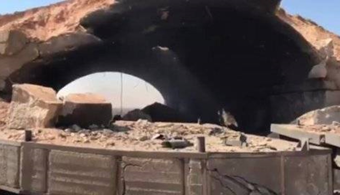 بالصور والفيديو... المشاهد الاولية لمطار الشعيرات بعد قصفه