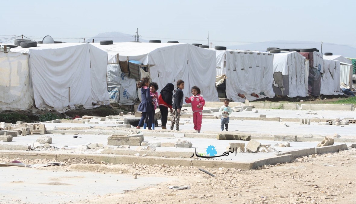 ترحيل مخيمات اللاجئين من محيط قاعدة رياق الجوّية لدواعٍ أمنية يخلق أزمة إنسانية