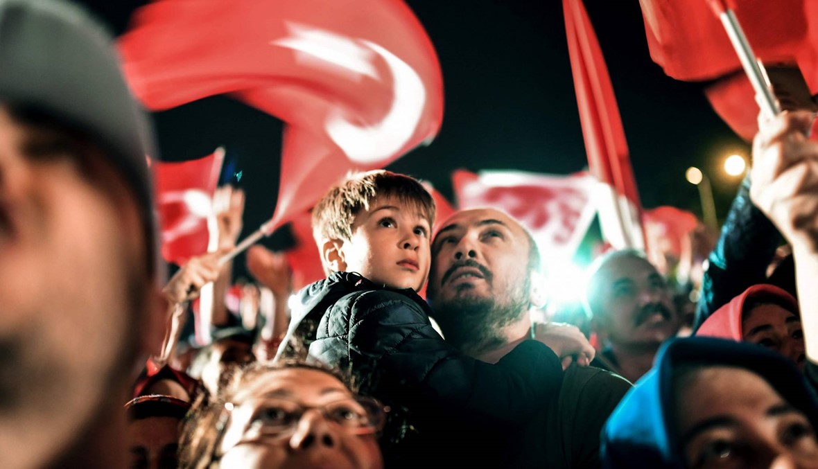 حزب المعارضة الرئيسي يدعو لإبطال الاستفتاء... تركيا ستمدّد حالة الطوارئ