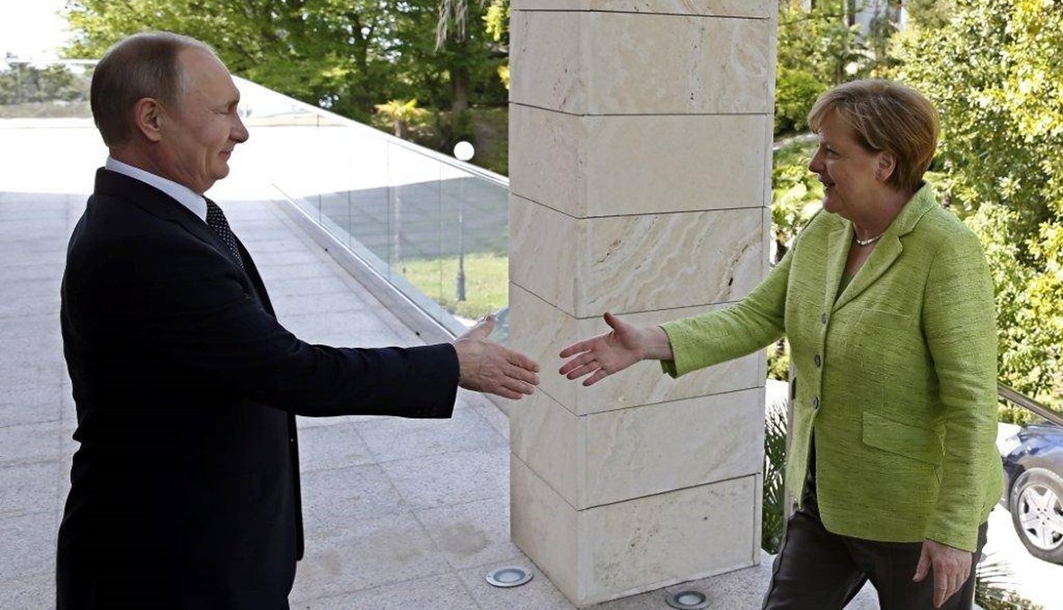 بوتين يشكر ميركل "كثيرا"  في سوتشي... "يجب ان نستفيد من زيارتك"